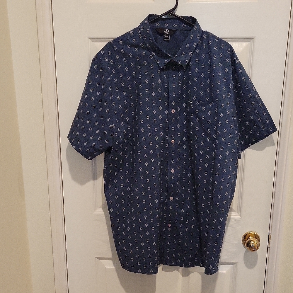 Volcom Men's Dark Blue Geometric Print Shirt